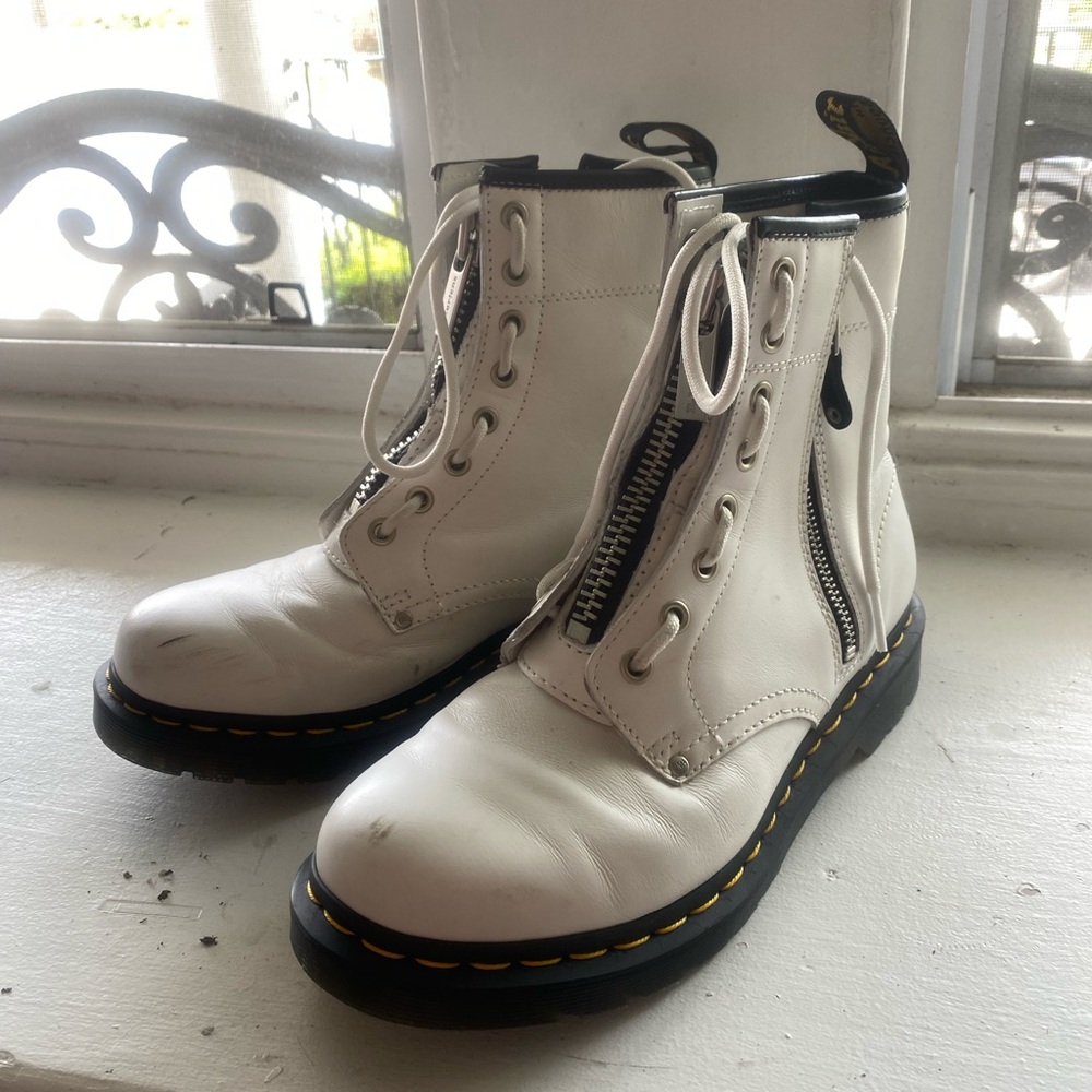 White Dr. Martens, two zippers, and laces, size 8